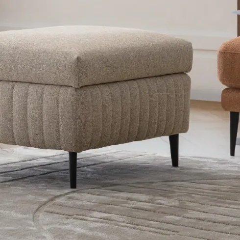 Pouf contenitore in tessuto imbottito e trapuntato Treasure di Le Comfort