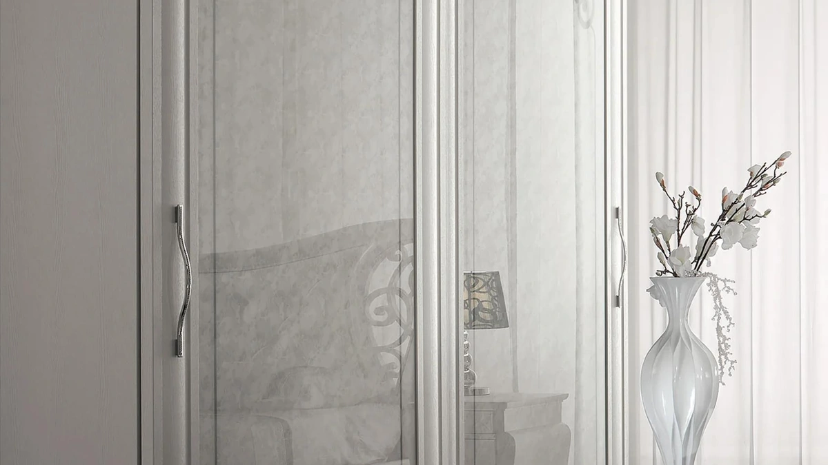 Armadio scorrevole Prestige 01 in legno laccato e vetro di Spar