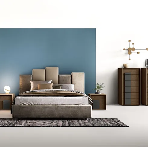 Letto in tessuto imbottito con testiera asimmetrica G02 Puzzle e Omega di Mercantini