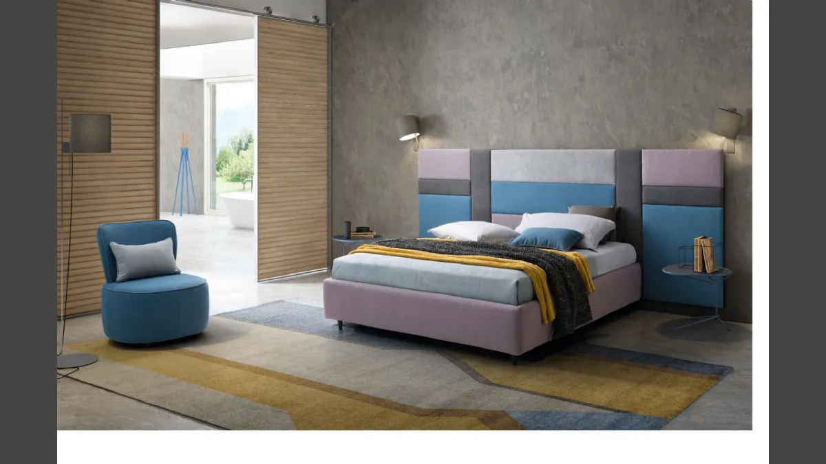 Letto matrimoniale in tessuto Ground con Boiserie di Le Comfort