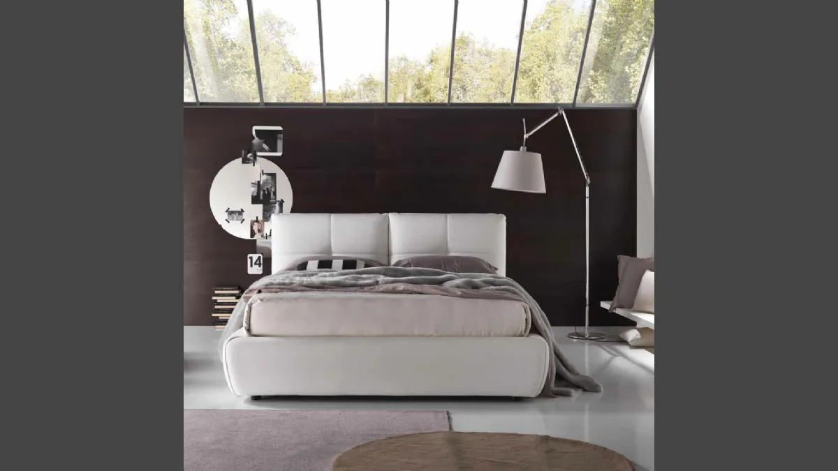 Letto Tosca in ecopelle di Susan imbottiti