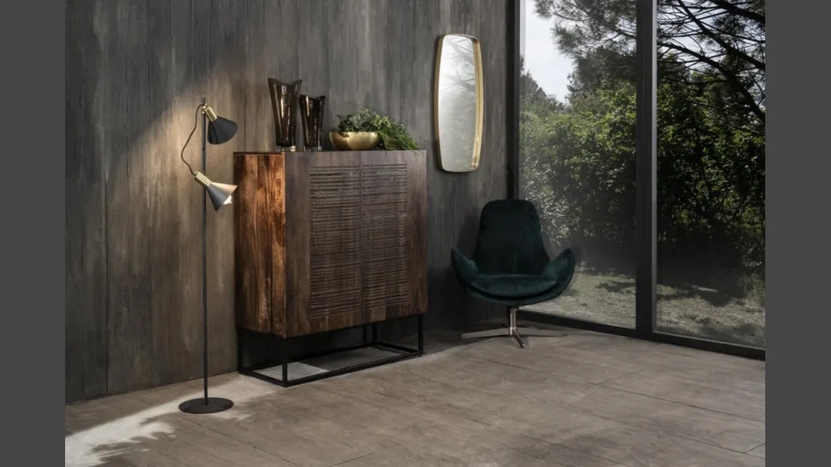 Madia etnica Daya in legno massello di mango con eleganti fresature orizzontali di Stones