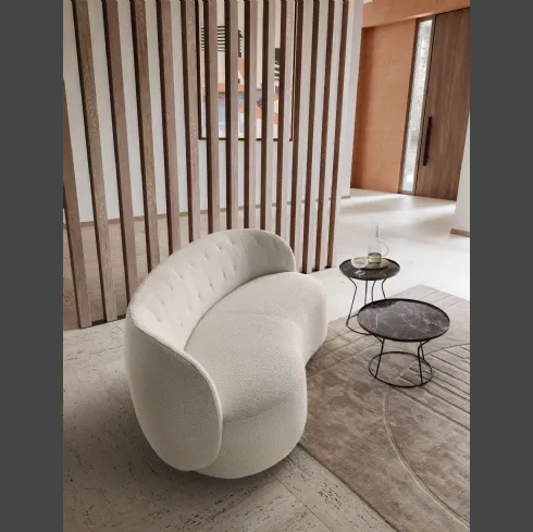 Divano lineare Moby Loveseat in tessuto di Le Comfort