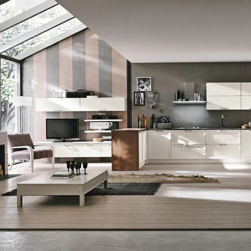 Cucina angolare su misura in legno laccato Melograno composizione 2 di Le Fablier